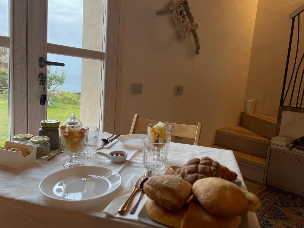 Alelca Domo Bed & Breakfast บุจแจร์รุ ภายนอก รูปภาพ